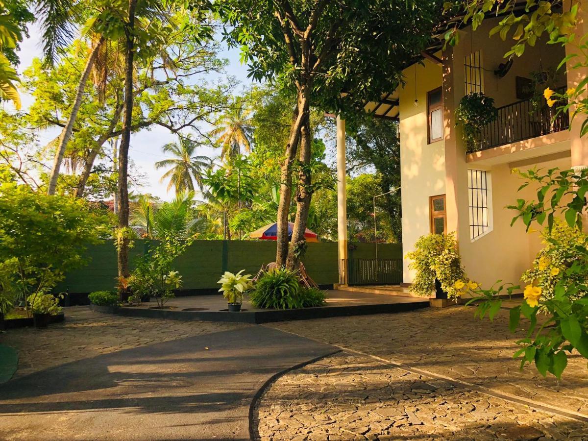 West Dene Bed & Breakfast Negombo Exterior photo